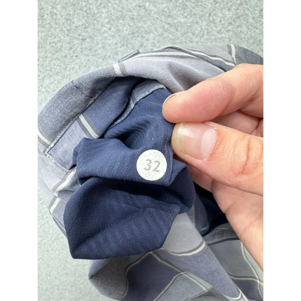 Lululemon Mens Plaid Performance Shorts *30 Navy Gray Windowpane Casual Outdoors